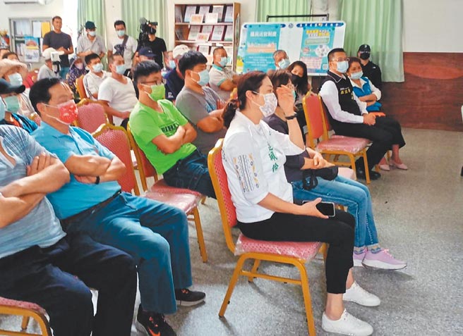 云林县台西乡反风电污染，各村成立自救会串联。（张朝欣摄）