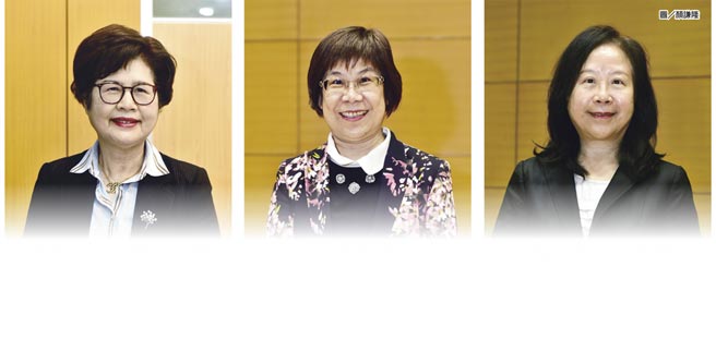 第一金控暨第一银行董事长 邱月琴彰化银行董事长 凌忠嫄土地银行董事长 谢娟娟图／顏谦隆