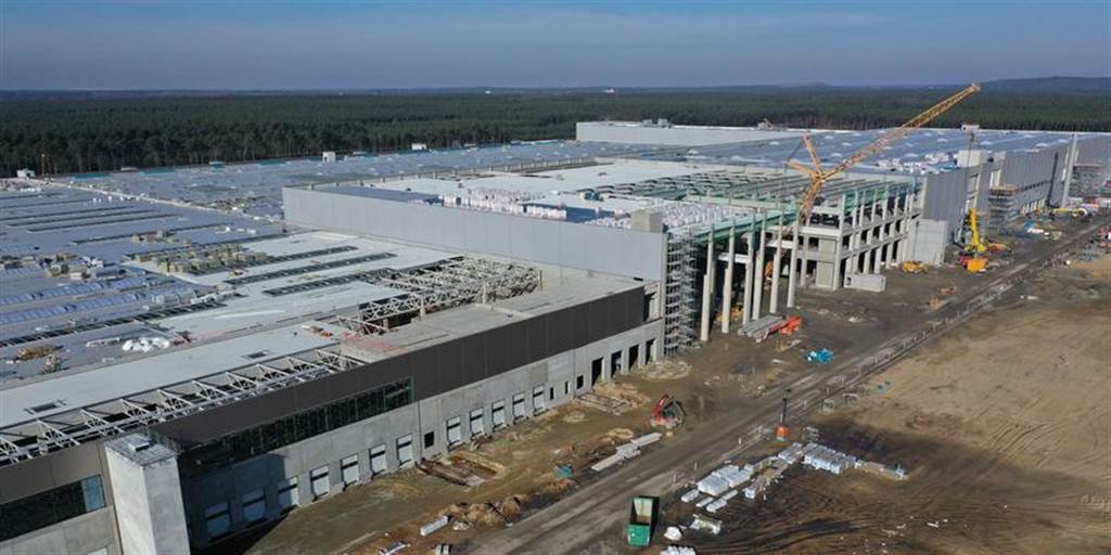 德國媒體爆料：特斯拉柏林工廠將延期六個月，晚到 2022 年初才開工
