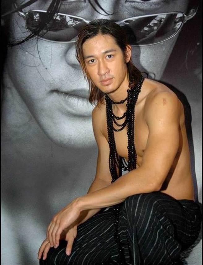 昔日身材精壮的唐治平，曾有「台剧男神」之称。（图／报系资料库）