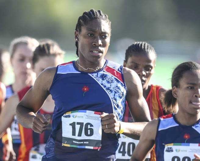 南非雙性人田徑選手Caster Semenya正在對抗國際田總，力圖重返女子賽事。（美聯社資料照）