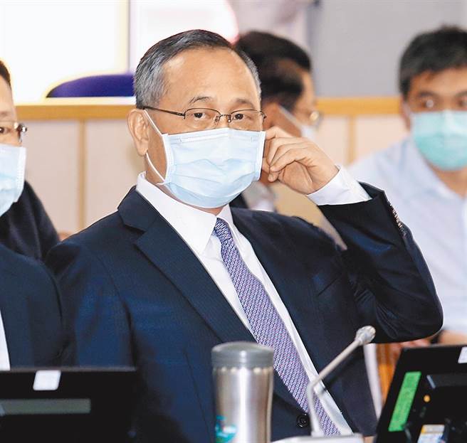 台北市警松山分局事件延烧，警政署长陈家钦（见图）要求北市警察局长陈嘉昌交出手机及调阅通联纪录。（姚志平摄）