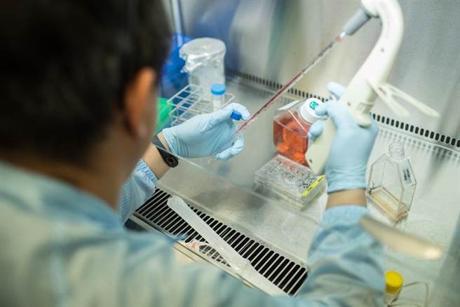 （生技中心携手三总、国防医攻巴金森及听损市场。图／生技中心提供）