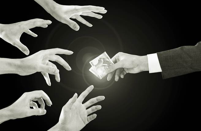 坊间经常听闻子女为争产撕破脸的案例，辉煌遗产反倒成了家庭和乐的毁灭原因。(达志影像/shutterstock提供)