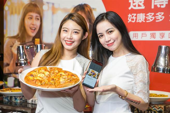 远传建构一站式行动生活圈，同步圈粉线上与线下用户。（远传提供）