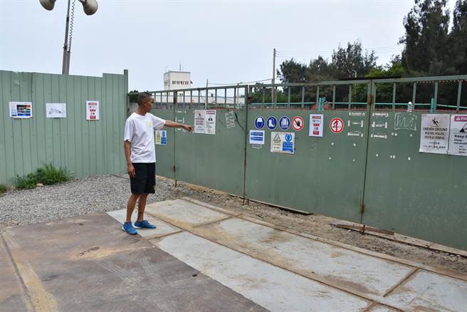 外商风电公司在长青之森滩设置电缆接承站。（谢明俊摄）