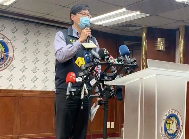 北区事务大队大队长林泽谦表示，因疫情关系，国际班机减少，越南籍收容人期待返乡却遥遥无期，一时情绪不稳，现已安抚情绪，并将带头推挤的越南人依妨害公务函送宜兰地检署。（李文正摄）