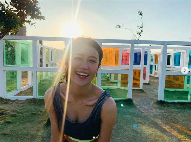 林真亦有微笑女神之称。（图／翻摄自林真亦IG）
