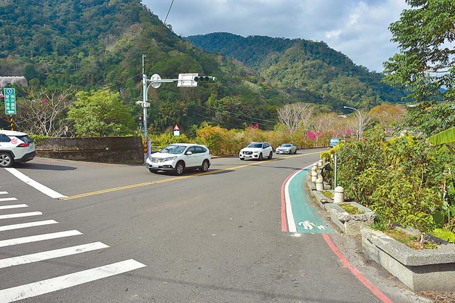 通往新竹县内湾、尖石的县道120线部分路段即将拓宽，未来将更顺畅好走。（庄旻静摄）