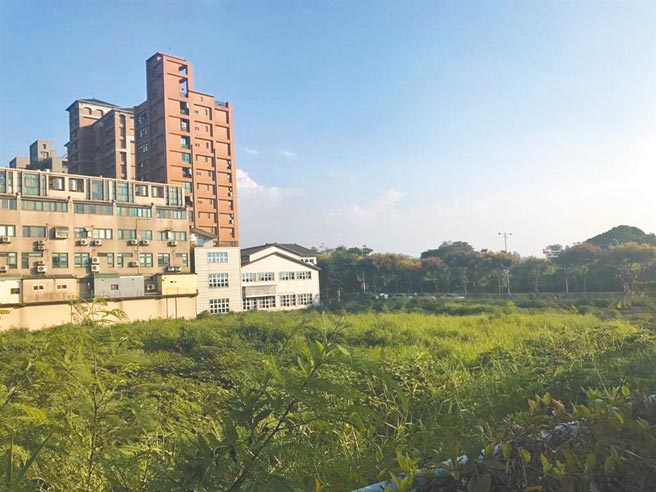 新竹县竹北市公所将于经国大桥旁，兴建1座新式市场，便利东区居民採买生鲜食材。（庄旻静摄）