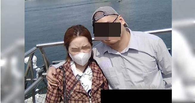 李男为了寻妻公布自己与越南籍妻子的合照，照片中女方眉头深锁，被网友称为「厌世越南妻」。（图／读者提供）