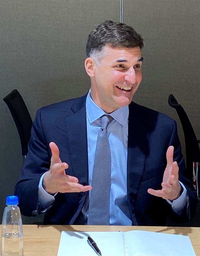 在全球疫情嚴重之際，富達亞洲固定收益主管佟夢銳（Marty Dropkin）是極少數願意在台灣隔離和自主管理的外國資產管理機構的投資團隊主管。（圖／黃惠聆）
