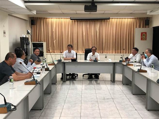 竹联帮歹徒犯下洒蟑案后逃逸，北投警获报前曾拦下人车，意外放过洒蟑歹徒。(胡欣男摄)