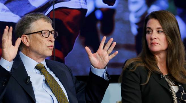 比尔盖兹要与妻子梅琳达结束27年婚姻。（路透）