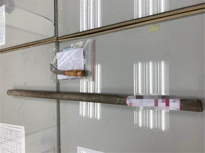 嫌犯谎称刑警办案遭杨梅分局警员逮捕。（姜霏翻摄）