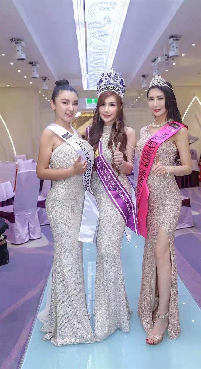 这次的母亲节餐会由理事长于子潆（中）、Yvonne（左）及Maggie（右）两位美后的参与。（夏米儿提供）