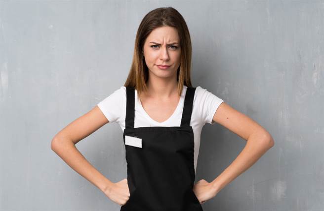 生肖牛、雞以及龍的人天生個性固執，有時難免讓人覺得難以交流，是天生的牛脾氣。（圖／Shutterstock）