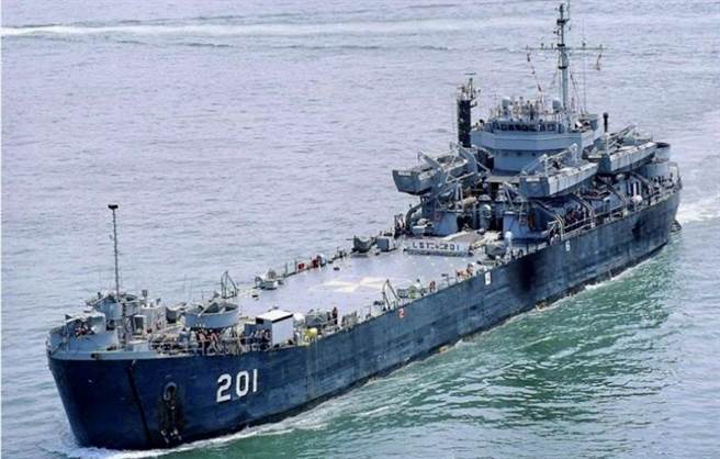 拥有「重要古物」文资身分的退役中海舰，是目前唯一现存功勋舰。(台南市政府提供／曹婷婷台南传真)