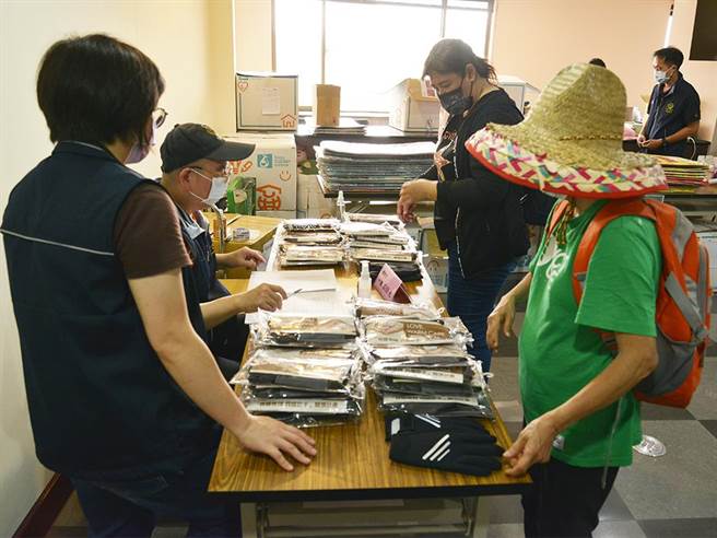 行政执行署台北分署4日举行拍卖会。(台北分署提供)