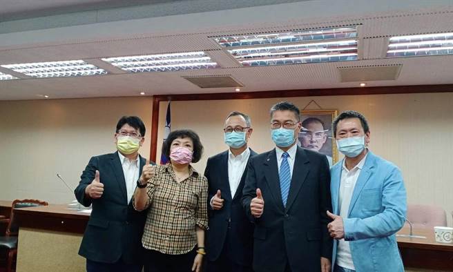 叶毓兰》不再害怕 跟骚法协商待通过！（爱传媒提供）