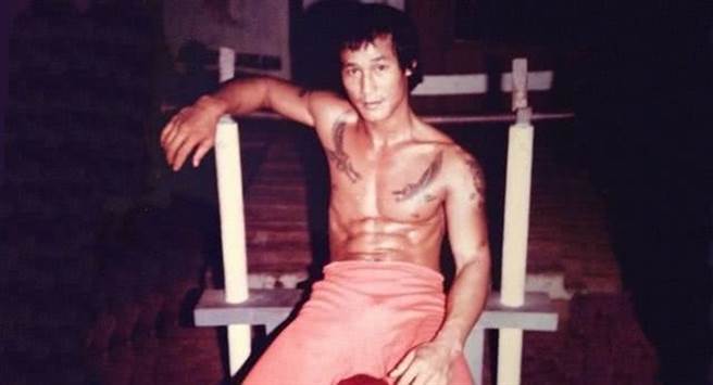 陈惠敏天赋异禀，黑白两道通吃。(图/翻摄自微博)