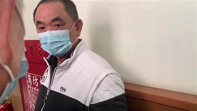 博弈教父陈盈助今年一月间到嘉义地检署出庭受讯。（廖素慧摄）