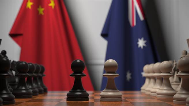 澳洲參議員派屈克指出，中國軍事威脅迫在眉睫，澳洲必須趕緊將現役柯林斯級潛艇艦隊的配備升級。(示意圖／shutterstock)