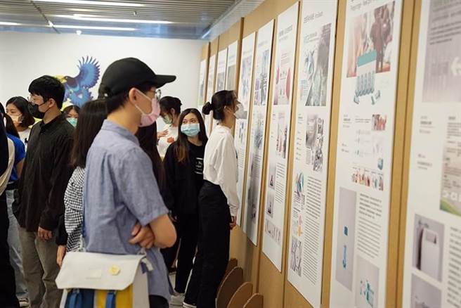 环保署举办的环境关怀设计竞赛，即日起在国资图展出至29日。（国资图提供／陈淑芬台中传真）