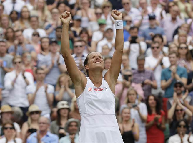 今年3月宣布懷孕的捷克網球女將史崔可娃，宣布高掛球拍。（資料照／美聯社）