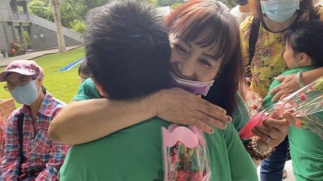 狮潭卫生所5日举办原民祖孙同乐会，增进祖孙辈间互动感情。（狮潭卫生所提供／谢明俊苗栗传真）