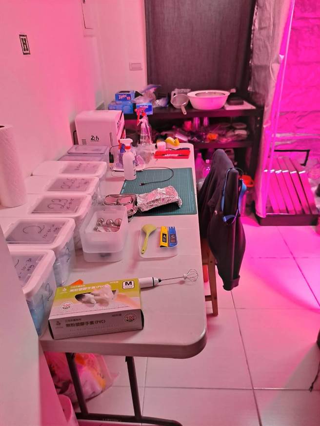 35岁周姓男子为桃园市某仓储业少东，每月薪资10余万元，上月底被警方查获在台南市承租「透天厝」栽种大麻，警方查扣大批证物。（翻摄画面）