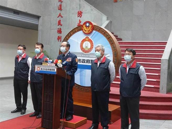 北市警局6日将低调进行分局长异动，林志诚（右一）将改调勤务中心主任。（陈鸿伟摄）