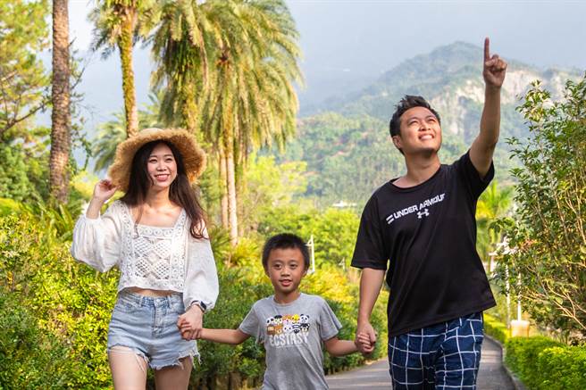 欢庆母亲节到剑湖山亲子同游 妈妈免费入园。图/剑湖山世界提供。