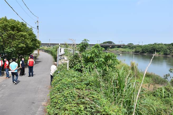 頭份市尖山里米粉街緊鄰中港溪，加上地勢低，向來經常遭受淹水之苦。（謝明俊攝）