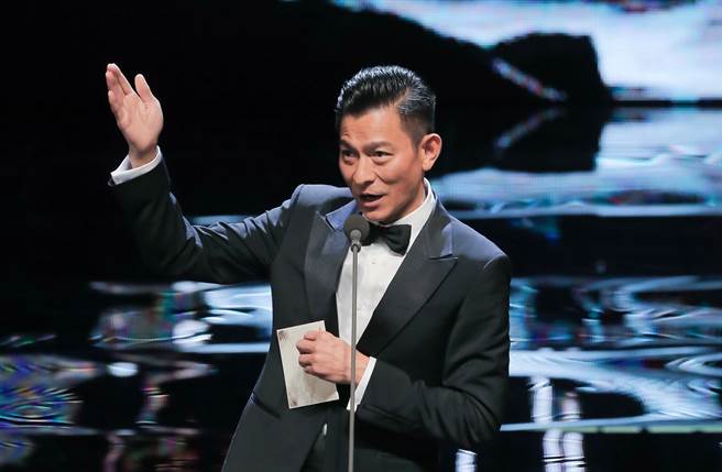 香港天王刘德华影视双栖，形象优质，深受观眾喜爱。(本报系资料赵)