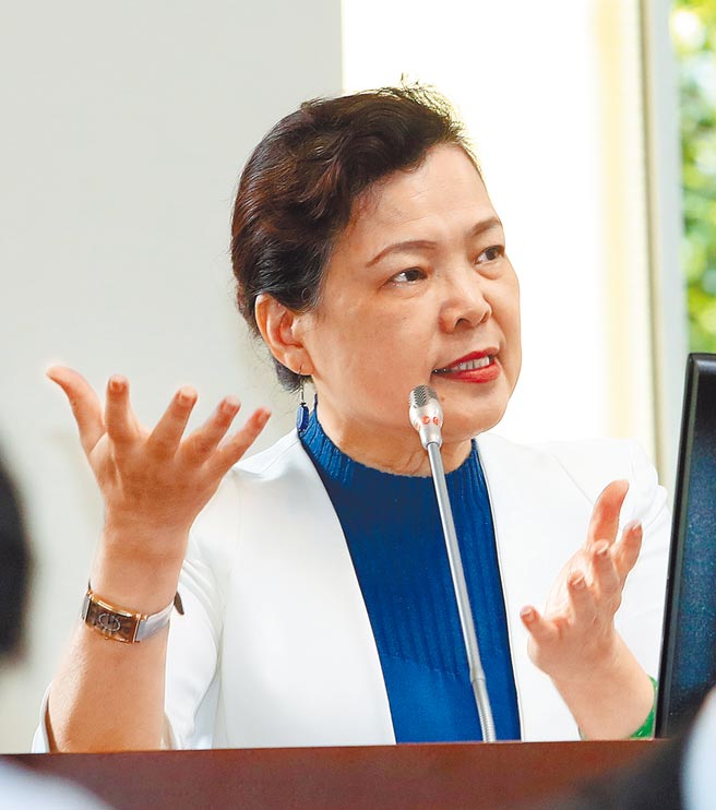 国民党立委江启臣5日质询经济部长王美花（如图），问及这波降雨中部供5停2的限水措施，有没有机会提早解除？王美花答询表示，因雨下得不是很理想，短期看起来供5停2还是会到月底。（刘宗龙摄）