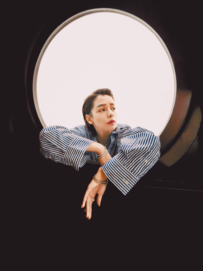 徐若瑄热爱表演一刻没停过。（《Bella 侬侬》提供）