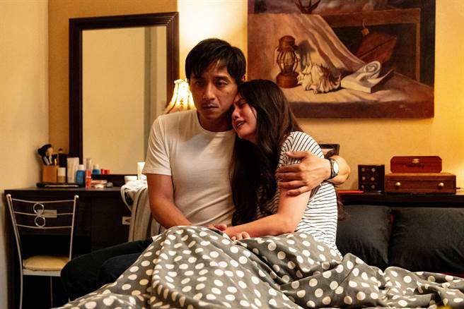 郑人硕与杨丞琳完美演出失踪儿童父母的心碎与焦虑。（甲上提供）