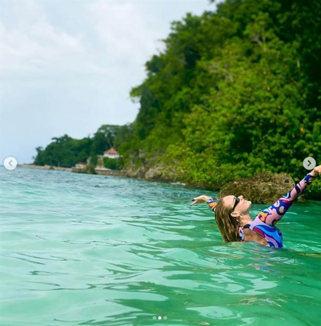 近年愛黛兒成功減去45公斤，5日滿33歲生日時在IG分享近況，體態看起來十分健康，讓眾人都很驚喜。(圖/ 摘自愛黛兒IG)