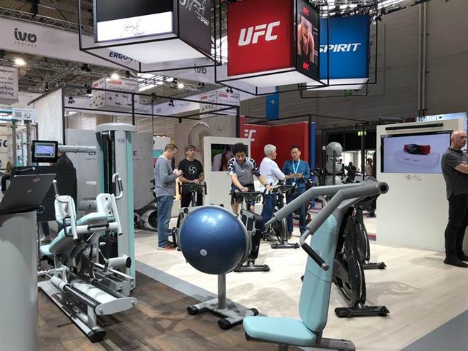 岱宇以旗下Spirit等多个品牌，及搭配UFC全球授权制造、经销同名品牌的商用和零售健身器材抢市。（图／刘朱松）

