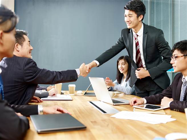 有些星座受到他人帮助后，绝对会谨记在心，日后若发现对方有难，一定会主动提供帮助，因此也网罗不少贵人。(示意图/达志影像)