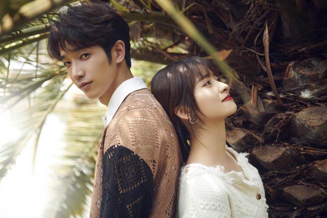 劉以豪與沈月在劇中浪漫談情。（劉以豪工作室提供）