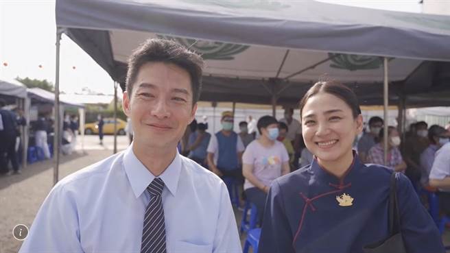 洪小鈴、周詠軒拍戲順便參加浴佛大典為家人祈福。（大愛電視台提供）