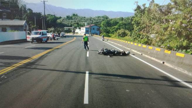 台3線台南南化區路段381.3處今早也發生兩機車擦撞意外。(讀者提供／劉秀芬台南傳真)