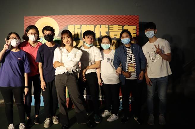 华夏科技大学部署后疫情时代学生的未来发展，与青年共创发展协会共同主办「新世代青年城市论坛@华夏」聚焦创意科技趋势与变革。（华夏科大提供）