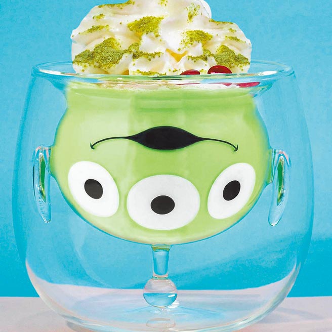 玩具总动员 双层玻璃杯系列 三眼怪款，999元。（台隆手创馆提供）