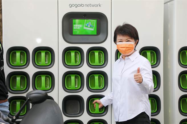 市長盧秀燕表示，她上任至今電動機車數量已從2萬3000輛成長至6萬1851輛，朝3倍增邁進。（陳世宗攝）