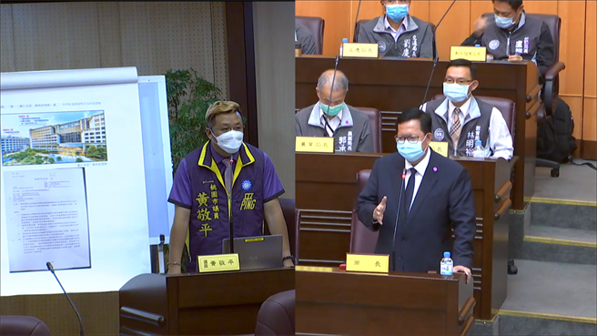 桃園市議員黃敬平針對華航諾富特事件提出質詢。(蔡依珍攝)