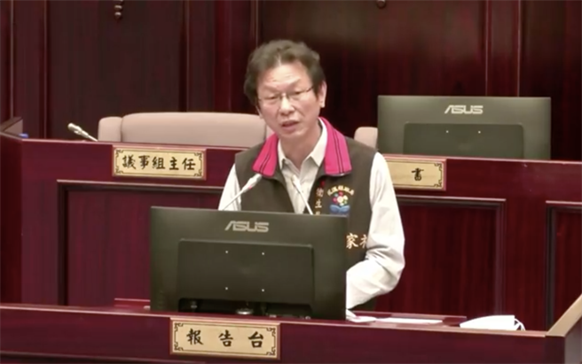 卫生局长朱家祥回覆，卫生局今年度会结合卫政、社政、教育及警界成立沟通平台，集结民间力量进行毒瘾宣导及防治工作，毒防中心、地检署及成瘾机构也会成立「防毒金三角」，给予适当协助与服务。（罗亦晽翻摄）