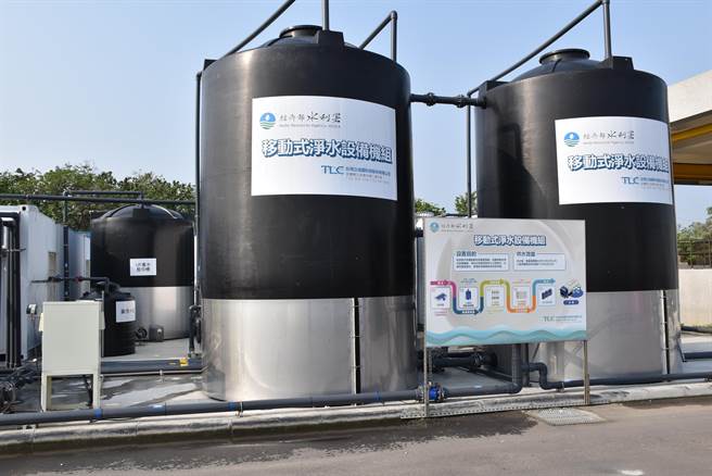 竹南头份水资源回收心设置的RO逆渗透净水设备，每日可供应1千5百吨工业用水。（谢明俊摄）